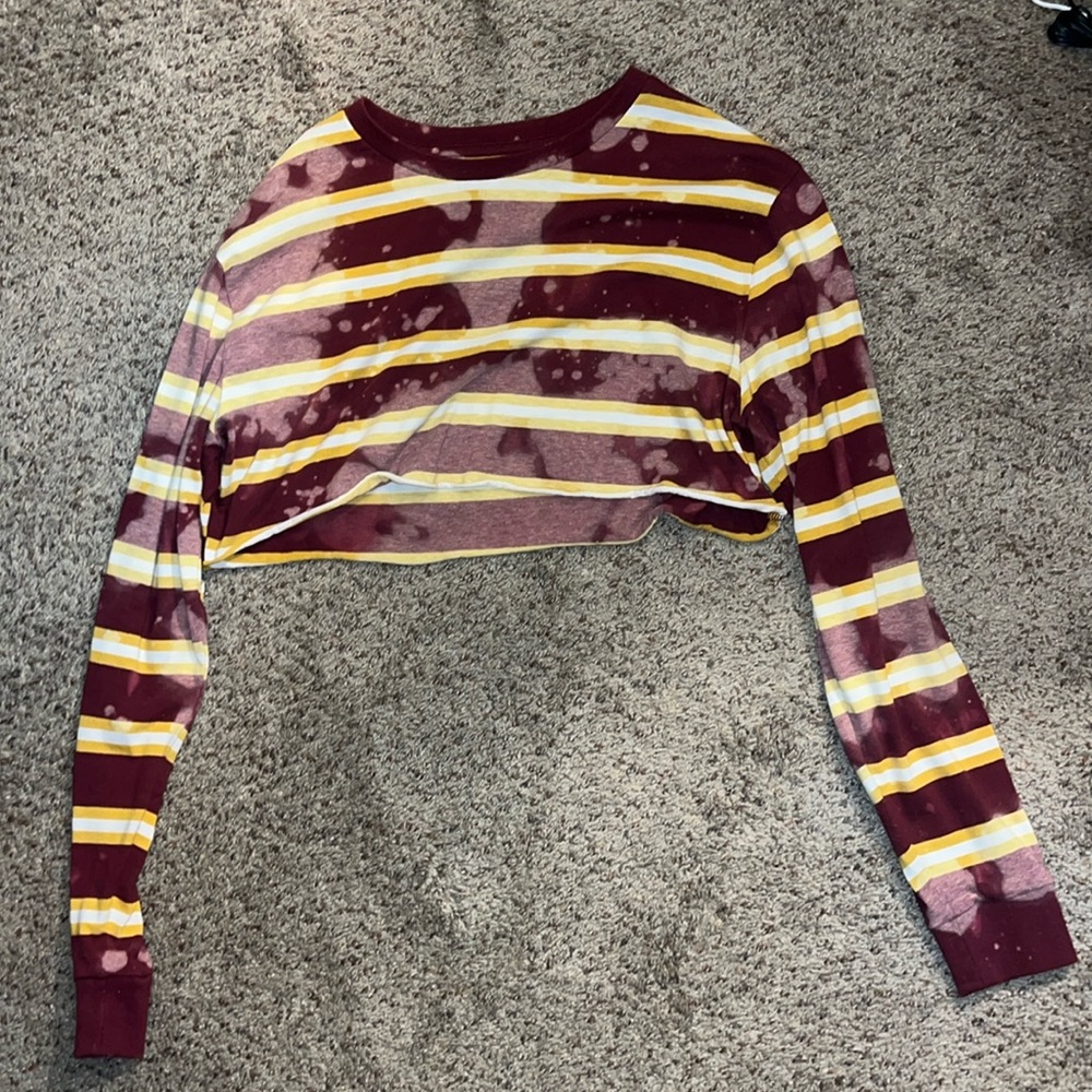 Cropped long sleeve striped tee